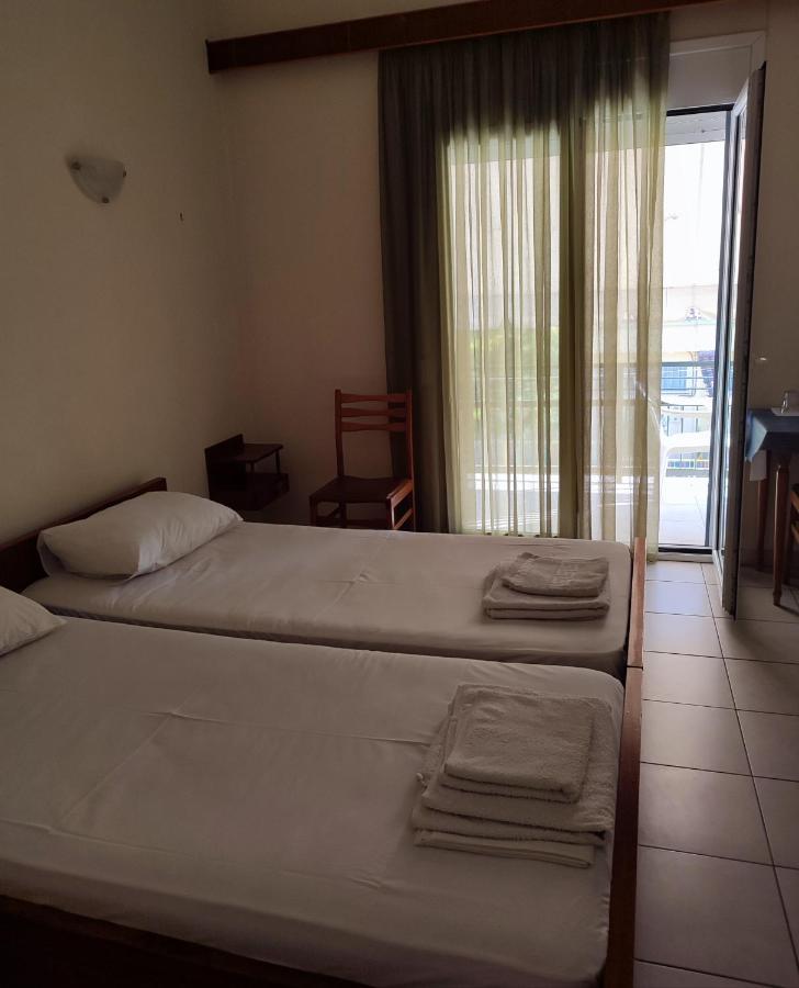 Περσεφονη Hotell Kamena Vourla Exteriör bild