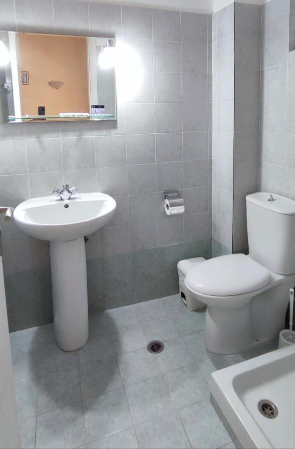 Περσεφονη Hotell Kamena Vourla Exteriör bild