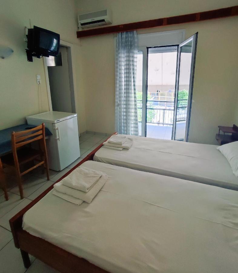 Περσεφονη Hotell Kamena Vourla Exteriör bild